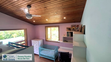 Modern Home and Cabin Near the Beach in Bluff Beach, Panama - image 27
