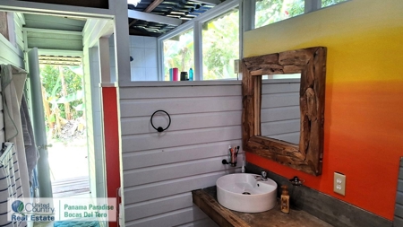 Modern Home and Cabin Near the Beach in Bluff Beach, Panama - image 31