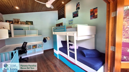 Modern Home and Cabin Near the Beach in Bluff Beach, Panama - image 26