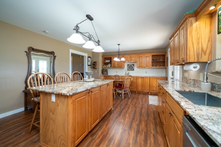 East TX Ranch, Multi-Generational Living, Pasture and Pond - image 30