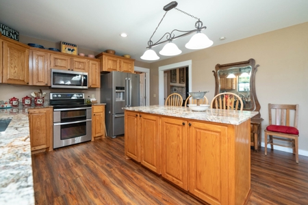 East TX Ranch, Multi-Generational Living, Pasture and Pond - image 28