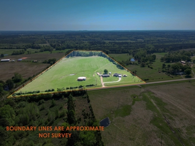 East TX Ranch, Multi-Generational Living, Pasture and Pond - image 1