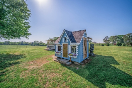 East TX Ranch, Multi-Generational Living, Pasture and Pond - image 4