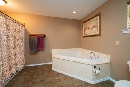East TX Ranch, Multi-Generational Living, Pasture and Pond - image 32