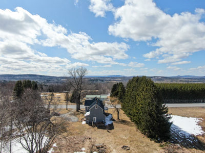 Beautiful Victorian Farmhouse in Presque Isle Maine! - image 2