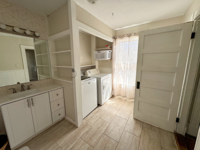 Beautiful Victorian Farmhouse in Presque Isle Maine! - image 30