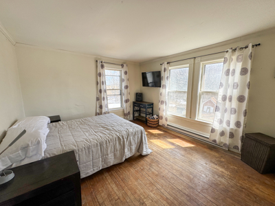 Beautiful Victorian Farmhouse in Presque Isle Maine! - image 34