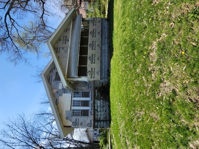 Fixer-Upper Home for Sale in Robinson, IL – Includes Extra Lot - image 1