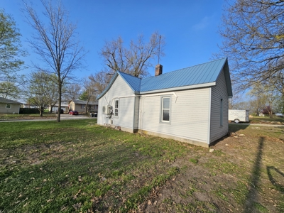 Opportunities Galore with this Home in Hamilton, MO - image 6