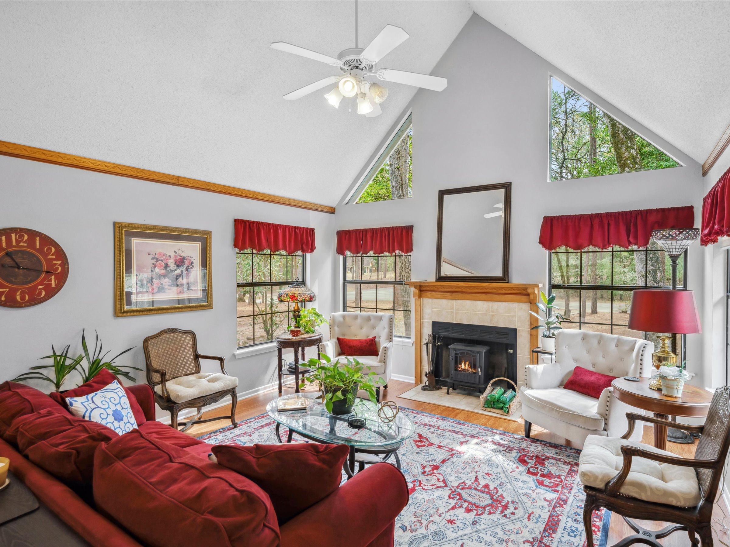 Gated Holly Lake Ranch Home