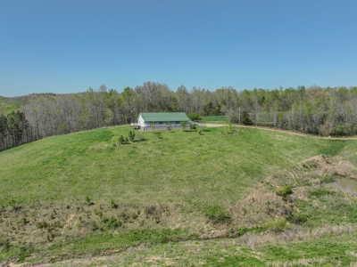 Country Home For Sale in Leoma TN - image 4