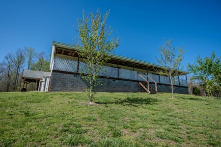 Country Home For Sale in Leoma TN - image 38