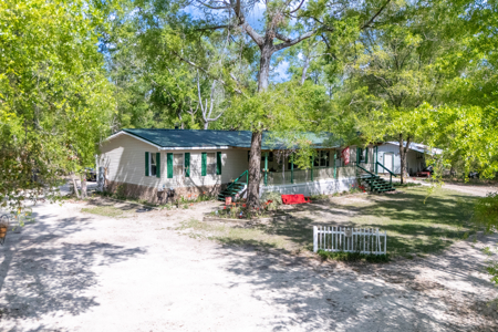 4 Bedroom, 2 Bath on 6.3 Wooded Acres – Live Oak, FL! - image 6