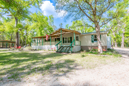 4 Bedroom, 2 Bath on 6.3 Wooded Acres – Live Oak, FL! - image 1
