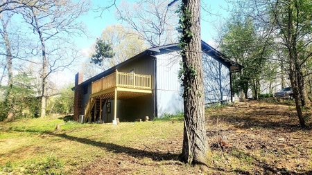 Country Home With Current River Access - image 3
