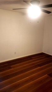 Country Home With Current River Access - image 4