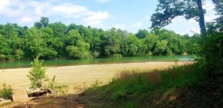 Country Home With Current River Access - image 19