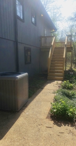 Country Home With Current River Access - image 2