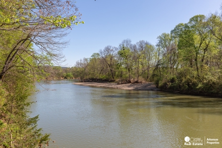 Rare Ouachita Riverfront Property – 44 Acres of Prime Land - image 7