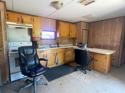 Prime Hunting Property for Sale in Falfurrias, TX - image 10