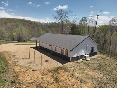 Charming Country Barndominium with Spacious Shop Near Linden, TN - image 3