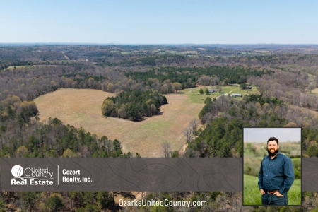 Home and Farm for sale in the Northern Arkansas Ozarks - image 1
