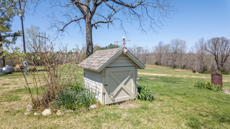 Home and Farm for sale in the Northern Arkansas Ozarks - image 11