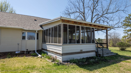 Home and Farm for sale in the Northern Arkansas Ozarks - image 10