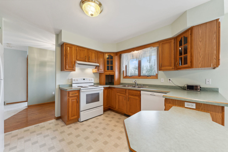 Charming Ranch Home in the Bent Tree subdivision, Baraboo WI - image 19