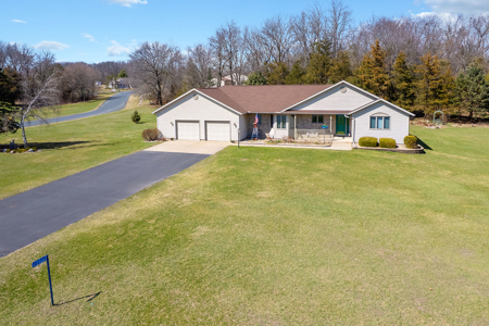 Charming Ranch Home in the Bent Tree subdivision, Baraboo WI - image 38