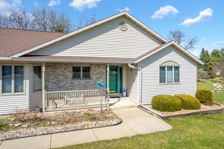 Charming Ranch Home in the Bent Tree subdivision, Baraboo WI - image 44