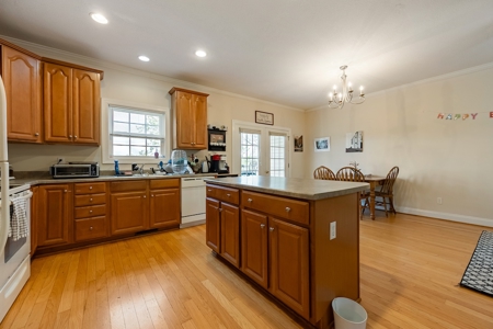 Spacious Townhome for Sale in Blacksburg VA - image 6