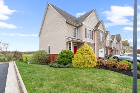 Spacious Townhome for Sale in Blacksburg VA - image 5