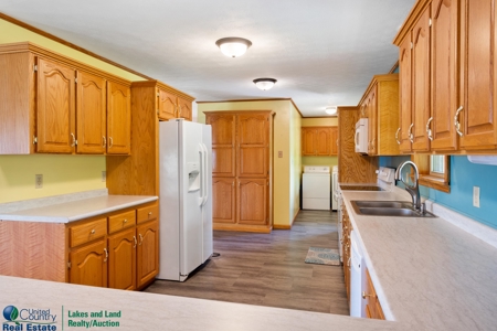 Home on Dale Hollow Lake in Byrdstown, TN - image 28