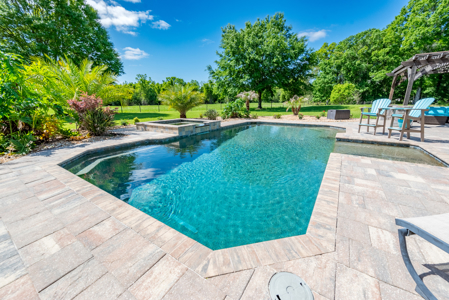 Luxury Pool Home for Sale in North Florida – 5 Acres - image 12