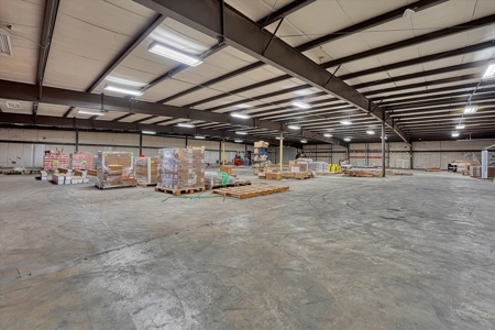 Strategic Industrial Warehouse with Highway Frontage Clinton,OK - image 20