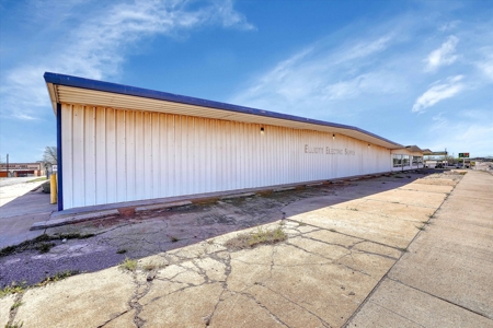 Strategic Industrial Warehouse with Highway Frontage Clinton,OK - image 24