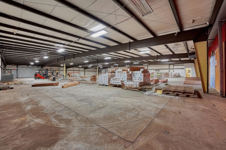 Strategic Industrial Warehouse with Highway Frontage Clinton,OK - image 21