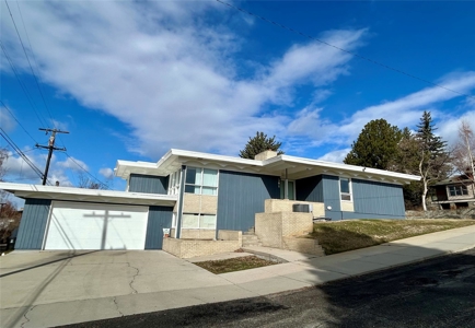 Modern Home for Sale in Butte, Montana - image 2