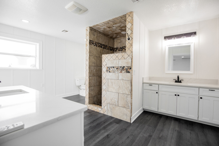 Remodeled Home on 3.03 Acres in Bentonville - image 19