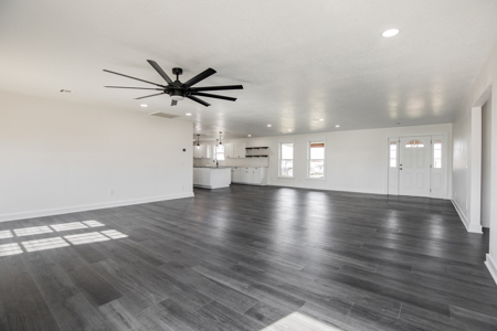 Remodeled Home on 3.03 Acres in Bentonville - image 6