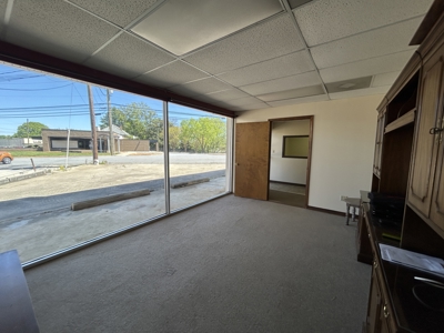 Multi-Use Commercial Building in Taylorsville NC for Auction - image 8