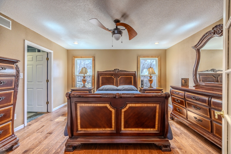 Lakefront Estate with Beach, Dock, Land, Buildings, Barn - image 12