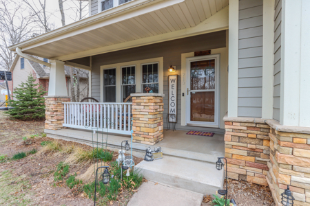 Custom High-End Home for Sale in Waupaca, WI - image 3