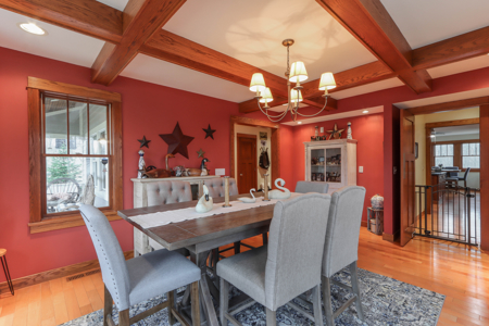Custom High-End Home for Sale in Waupaca, WI - image 7