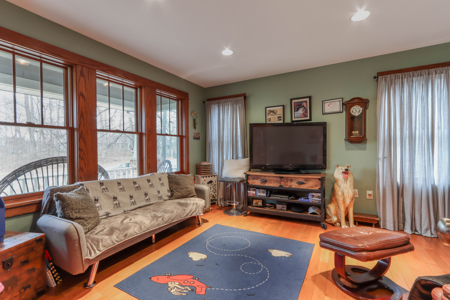Custom High-End Home for Sale in Waupaca, WI - image 27