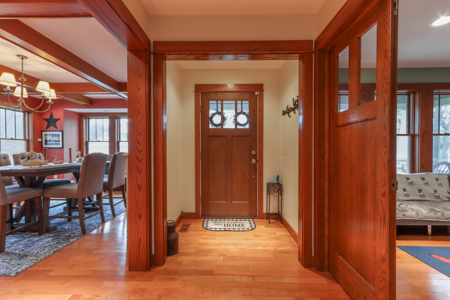 Custom High-End Home for Sale in Waupaca, WI - image 5