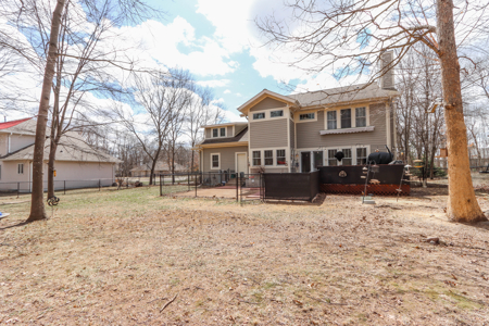 Custom High-End Home for Sale in Waupaca, WI - image 20