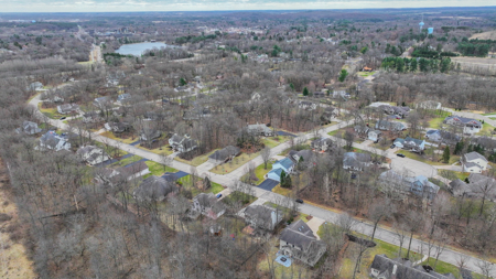 Custom High-End Home for Sale in Waupaca, WI - image 49