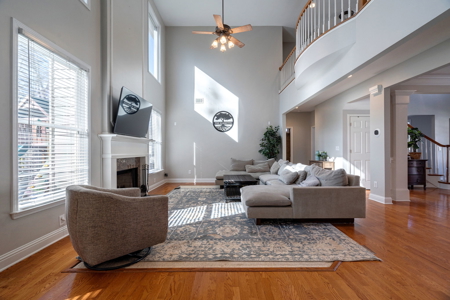 Spacious 5-Bedroom Retreat. Luxury, Comfort, and Convenience. - image 3
